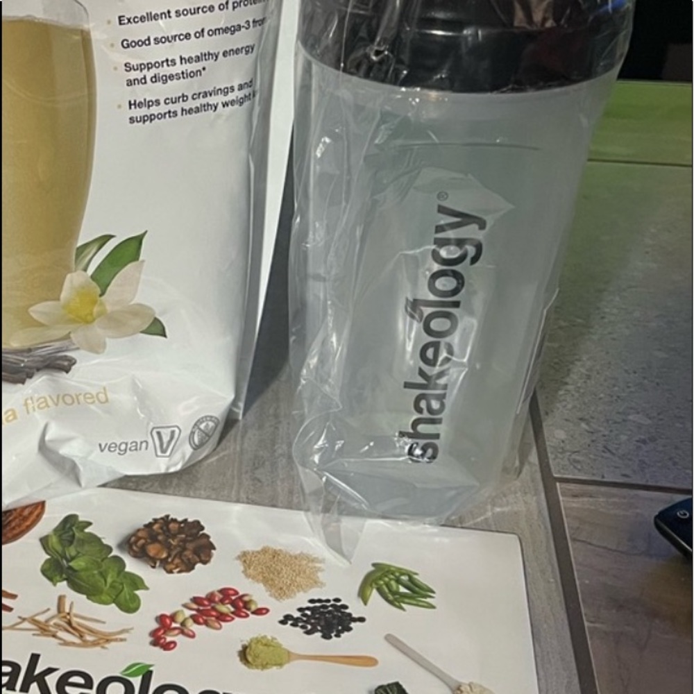 Shaker cup